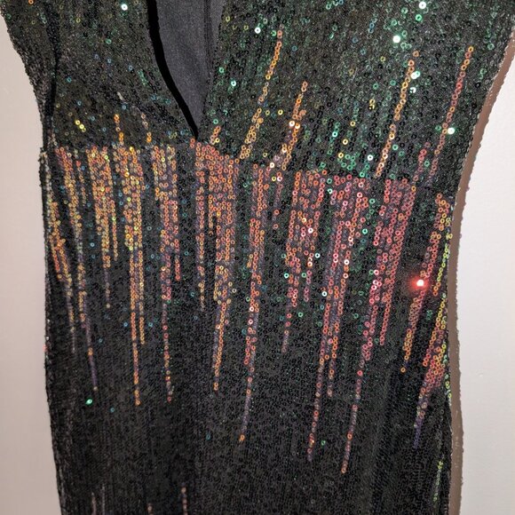 Venus Low Plunge Sequin Mini Dress - Size 4 - Picture 5 of 13